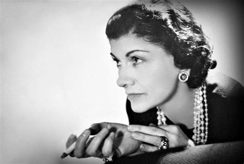 biography gabrielle chanel|coco chanel founded.